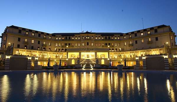 Polana Serena Hotel - Africa Wildlife Safaris