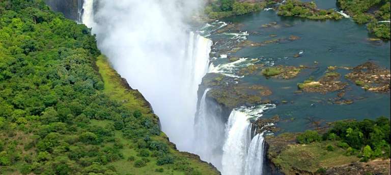 Victoria Falls in Zimbabwe | Discover Africa Safaris