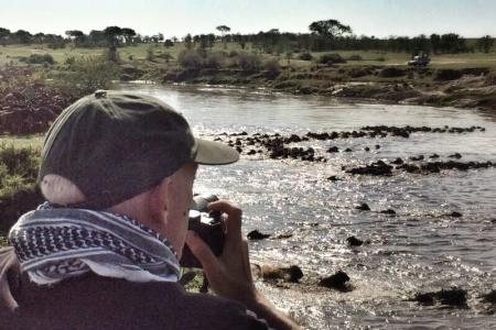 the-serengeti-wildebeest-migration-crossing-the-mara-river