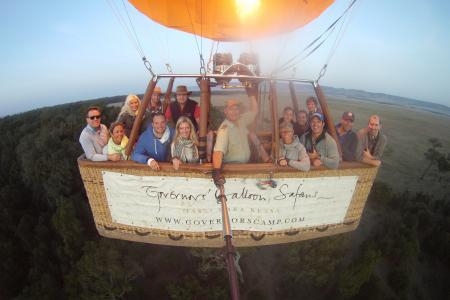 group-photo-from-the-hot-air-balloon